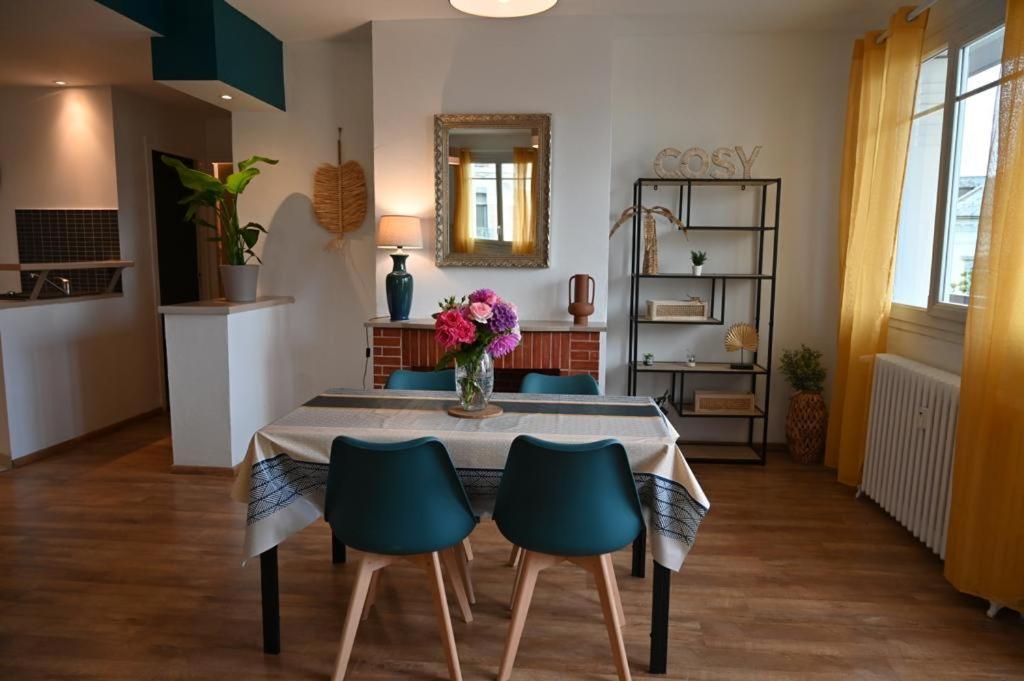 Grand Appartement Cosy-Hyper Centre-Place Verdun タルブ エクステリア 写真